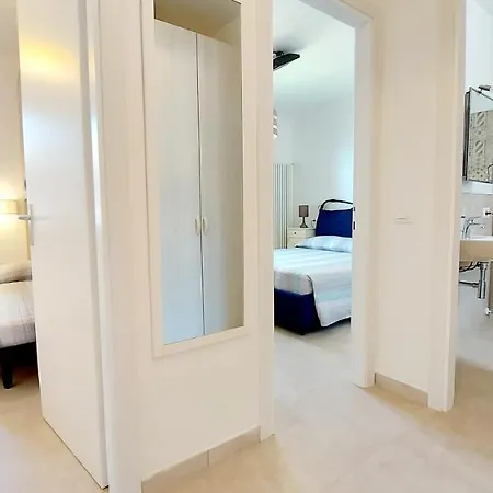 Narcisa View Lake&pool Appartement *
