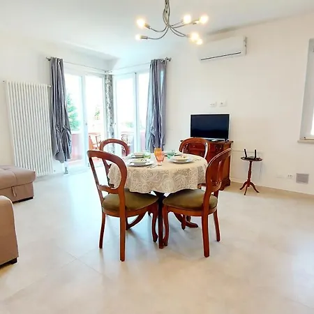 Apartment Narcisa View Lake&pool